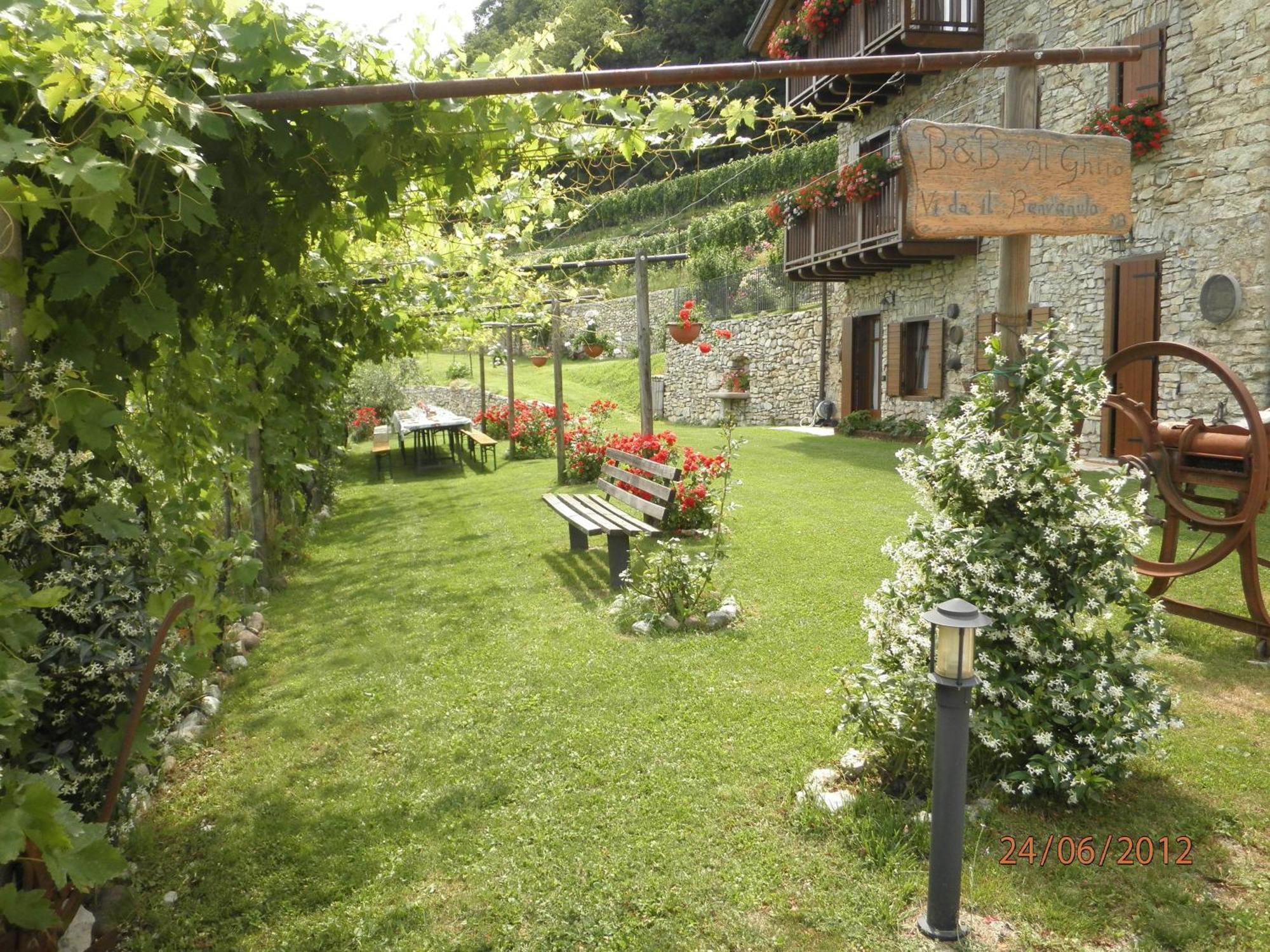 B&B Al Ghiro Villa Lagarina Екстер'єр фото