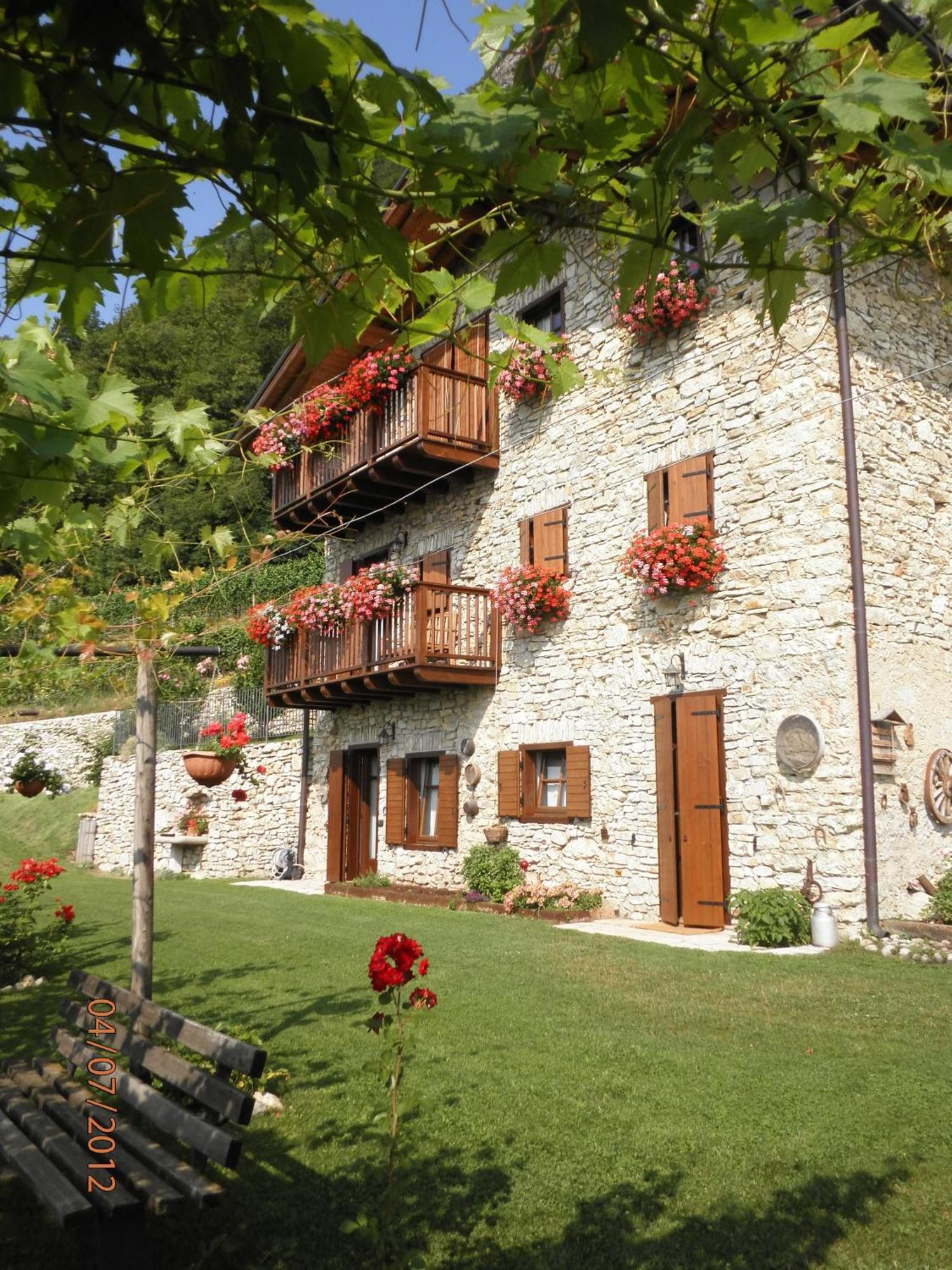 B&B Al Ghiro Villa Lagarina Екстер'єр фото